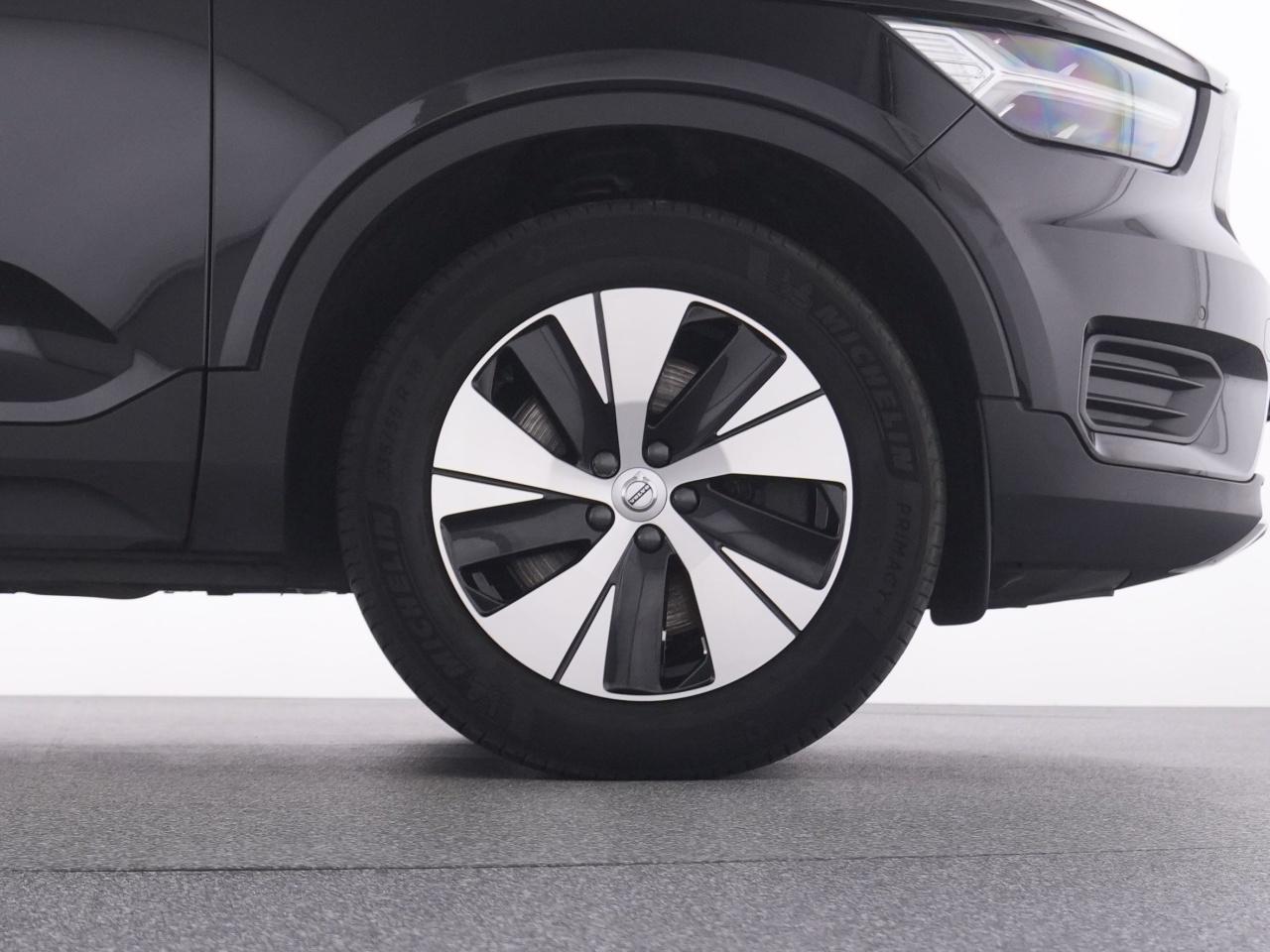 Volvo  XC 40