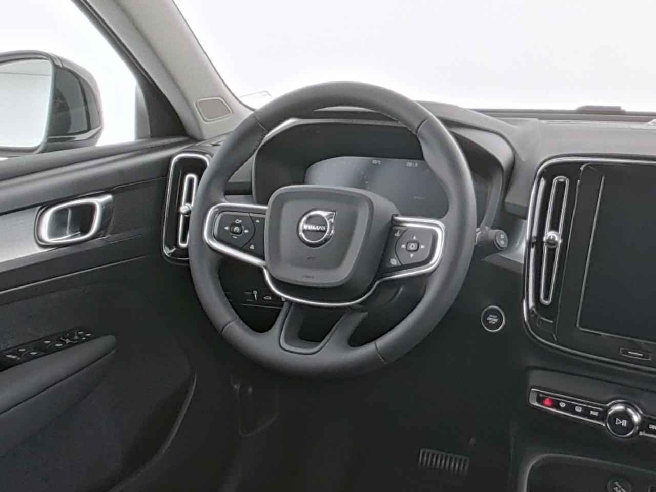 Volvo  XC 40