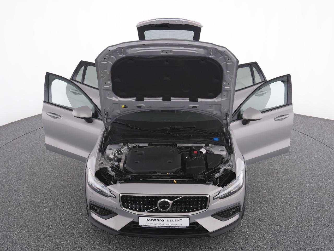 Volvo  CC