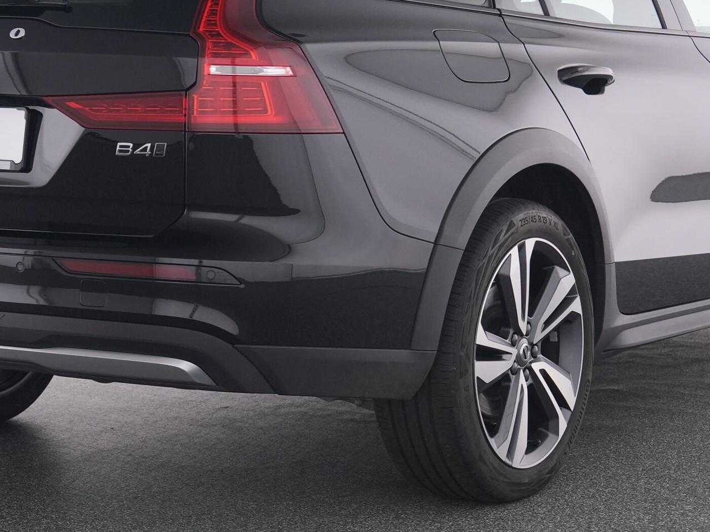 Volvo  CC