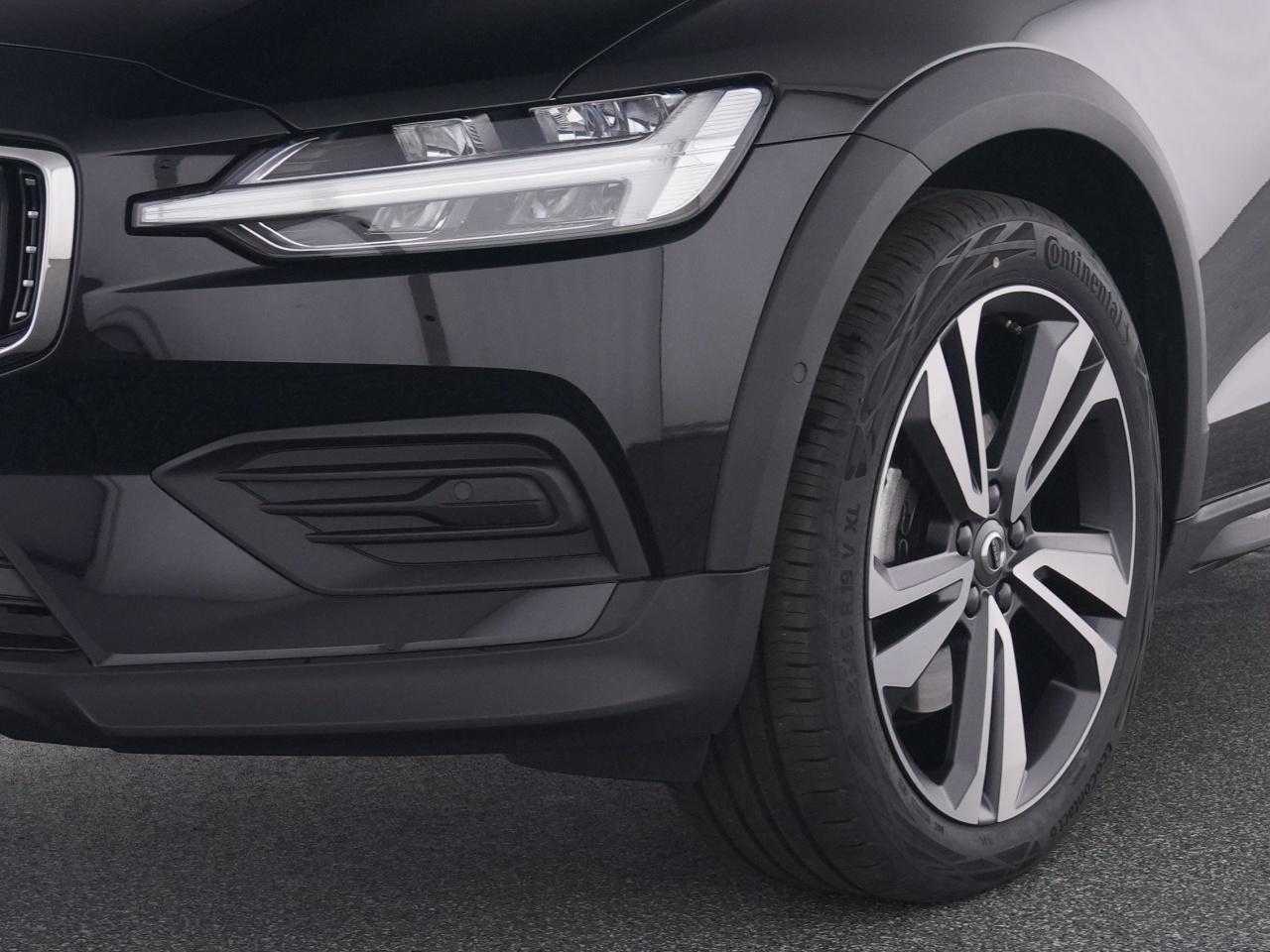 Volvo  CC