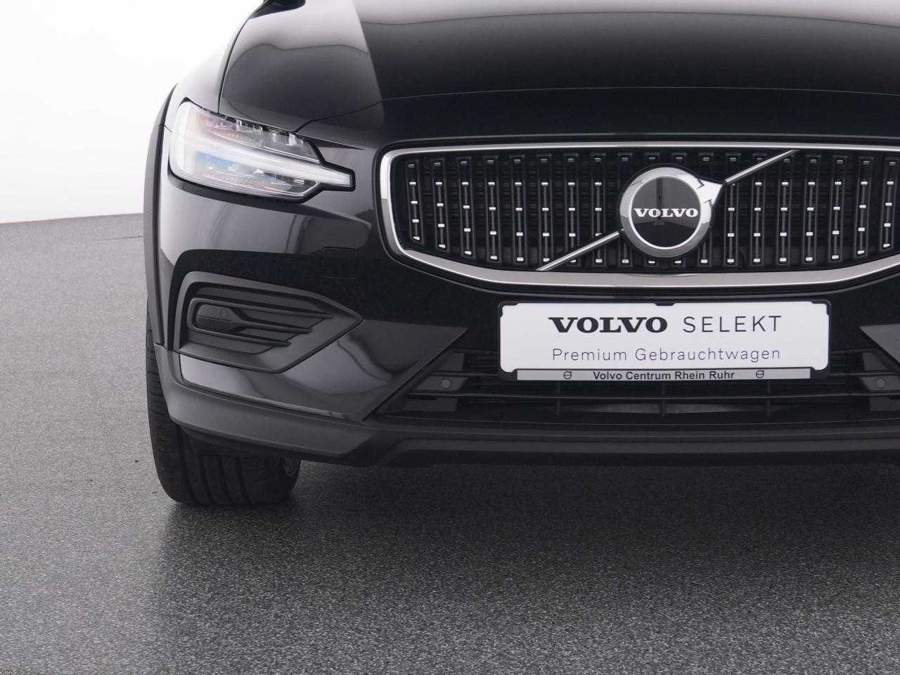 Volvo  CC