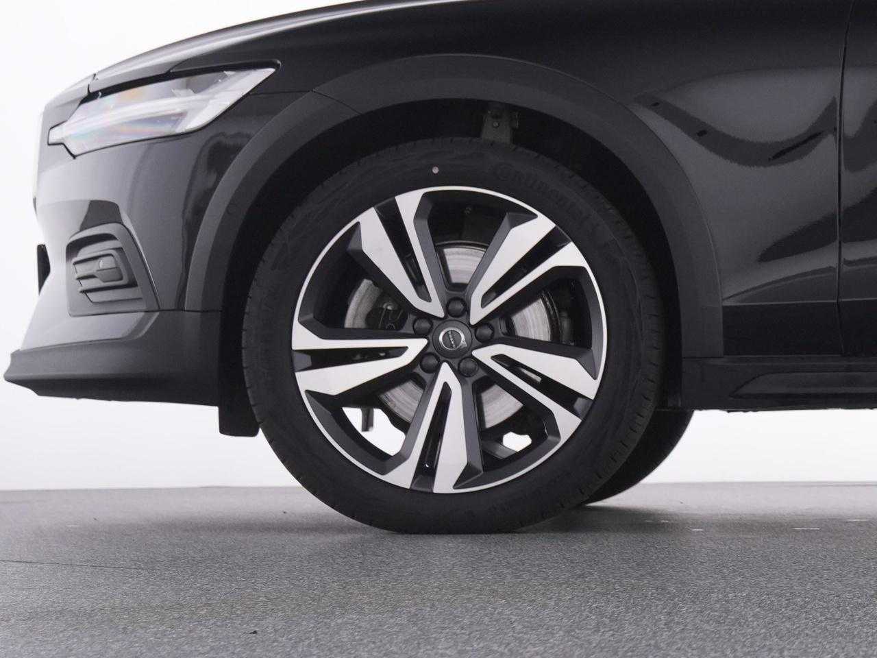 Volvo  CC