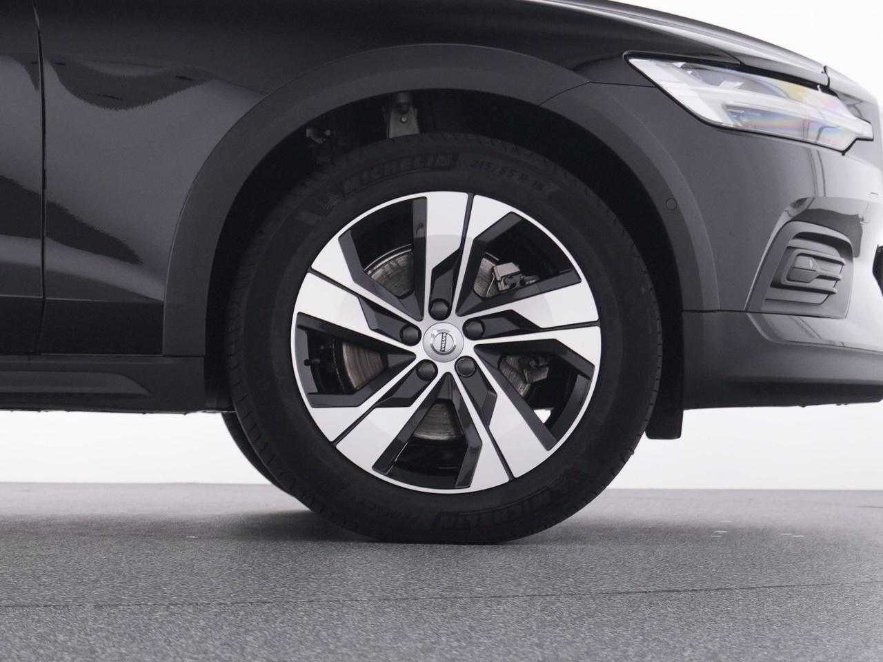 Volvo  CC