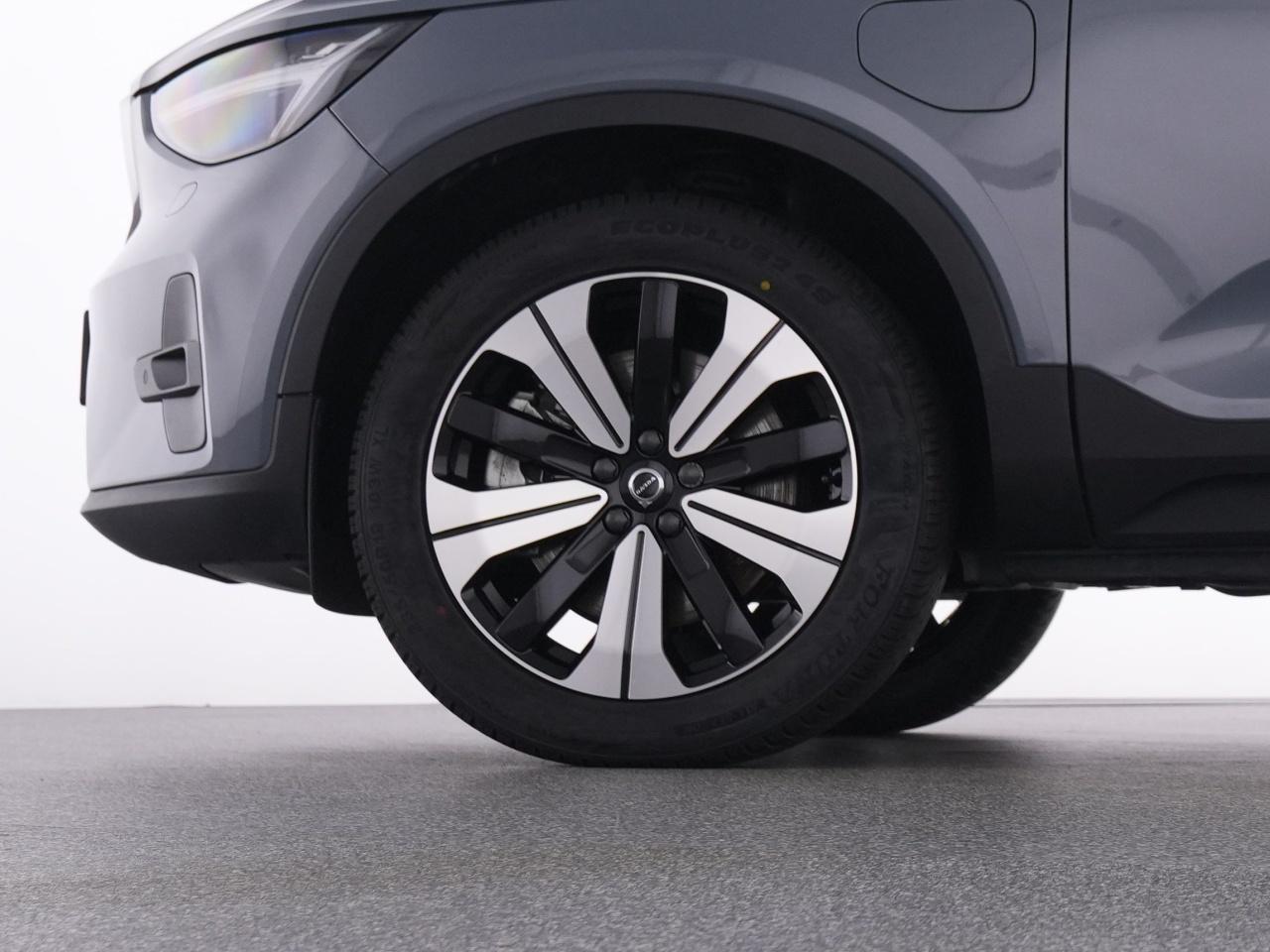 Volvo  XC 40