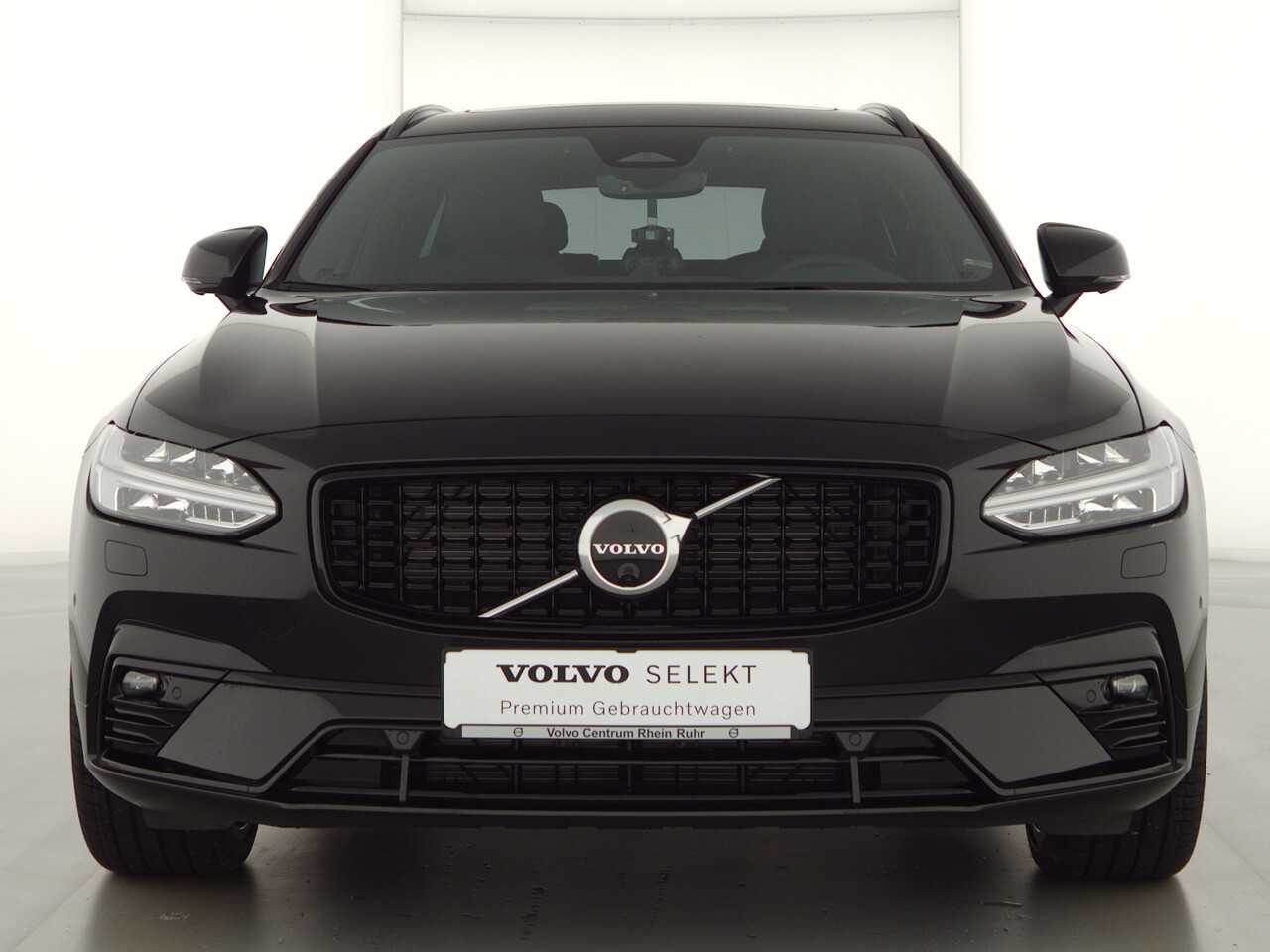 Volvo  V90 Ultimate, B5 Mild-Hybrid, Benzin, Dark