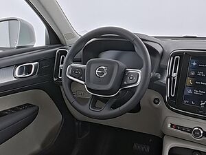 Volvo  XC 40