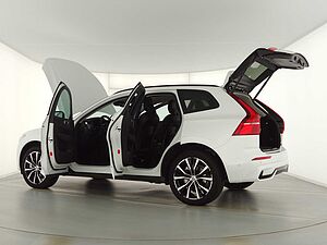 Volvo  XC60 Recharge Plus, T6 AWD Plug-in Hybrid, Elektrisch/Benzin, Dark