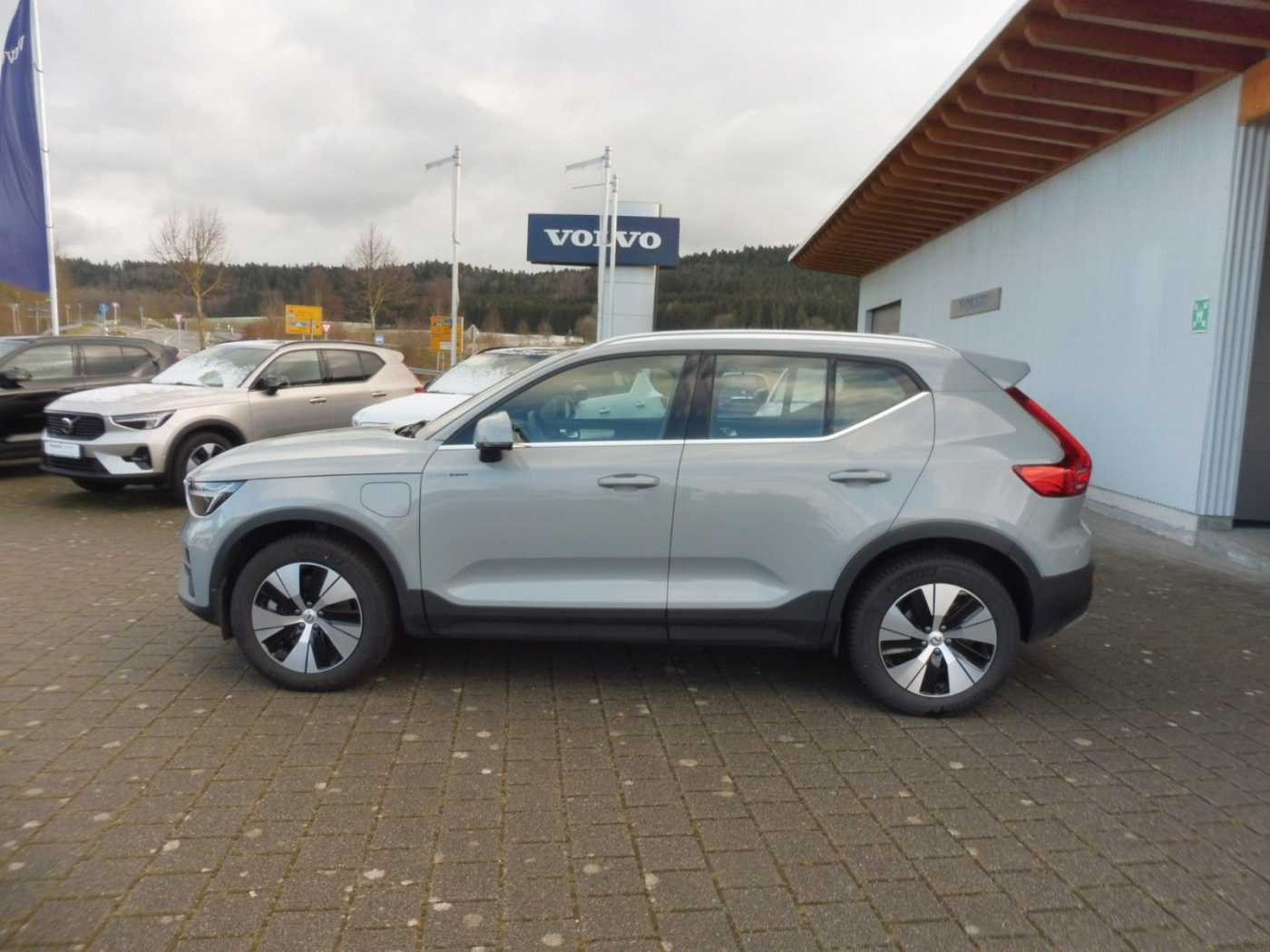 Volvo  Plus Bright  Recharge Plug-In Hybrid 2WD