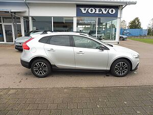 Volvo  D3 Cross Country Plus