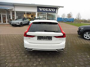 Volvo  D4  Kombi R Design