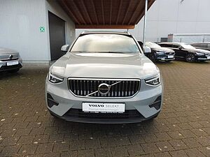 Volvo  Plus Bright  Recharge Plug-In Hybrid 2WD