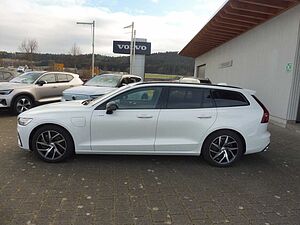 Volvo  Kombi T6  R Design  Plug-In Hybrid AWD