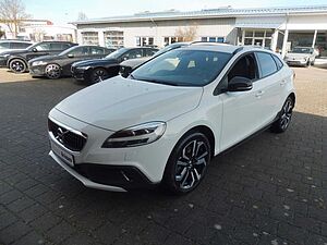 Volvo  T3 Cross Country Momentum