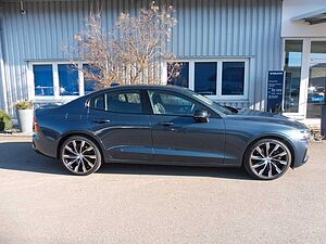 Volvo  Lim. B5  Ultimate Dark AWD