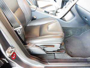 Volvo  D4 Summum 2WD