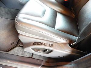 Volvo  D4 Summum 2WD