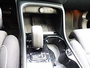 Volvo  Ultimate Recharge Pure Electric 2WD