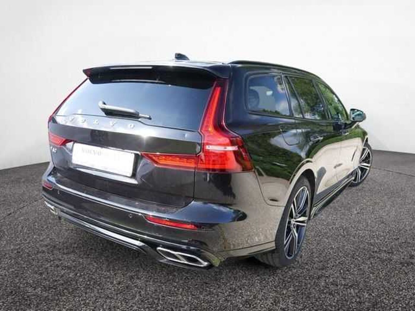 Volvo  T8 AWD Twin Engine R-Design STANDHZ LED 360