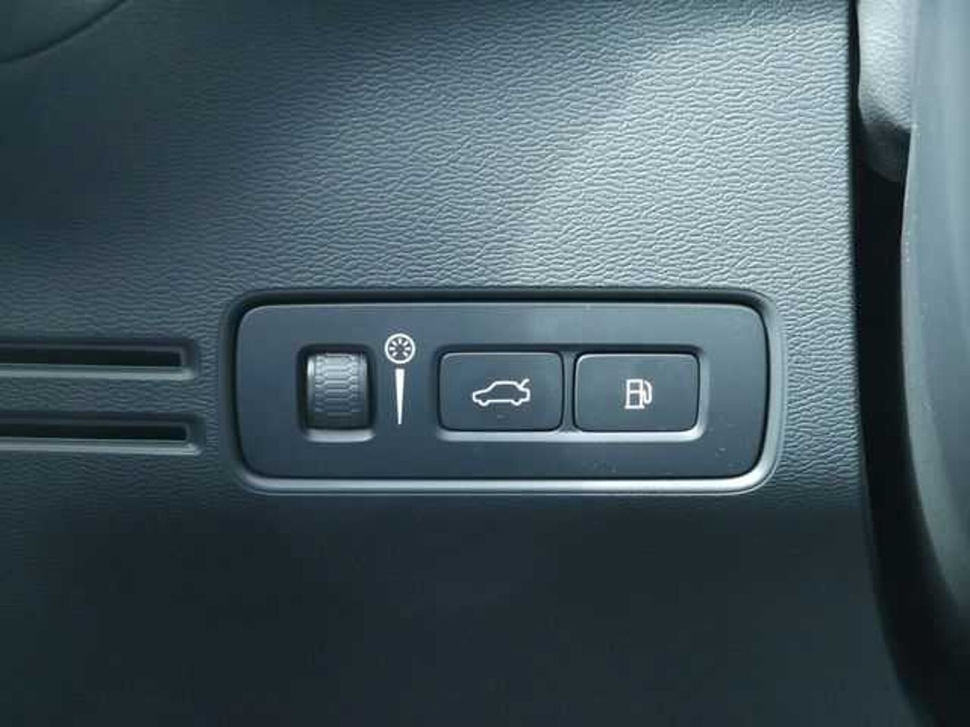 Volvo  T5 Plus Dark Recharge NAVI ACC STANDHZ LED