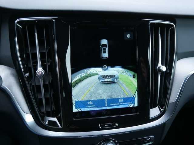 Volvo  Twin Engine