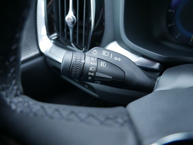 Volvo  Twin Engine