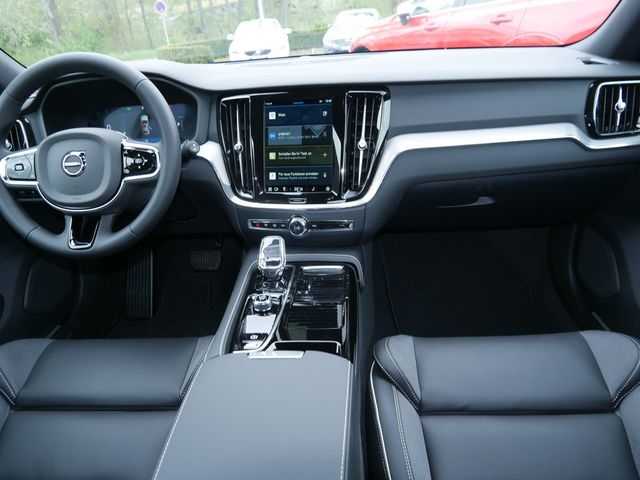 Volvo  Twin Engine