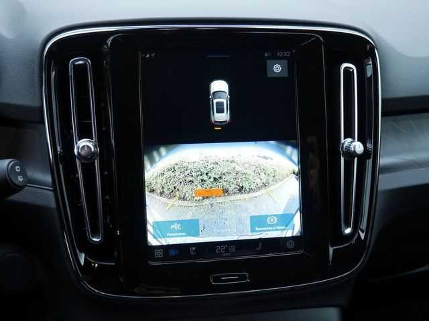 Volvo  Plus Recharge Pure Electric 2WD STANDHZ LED