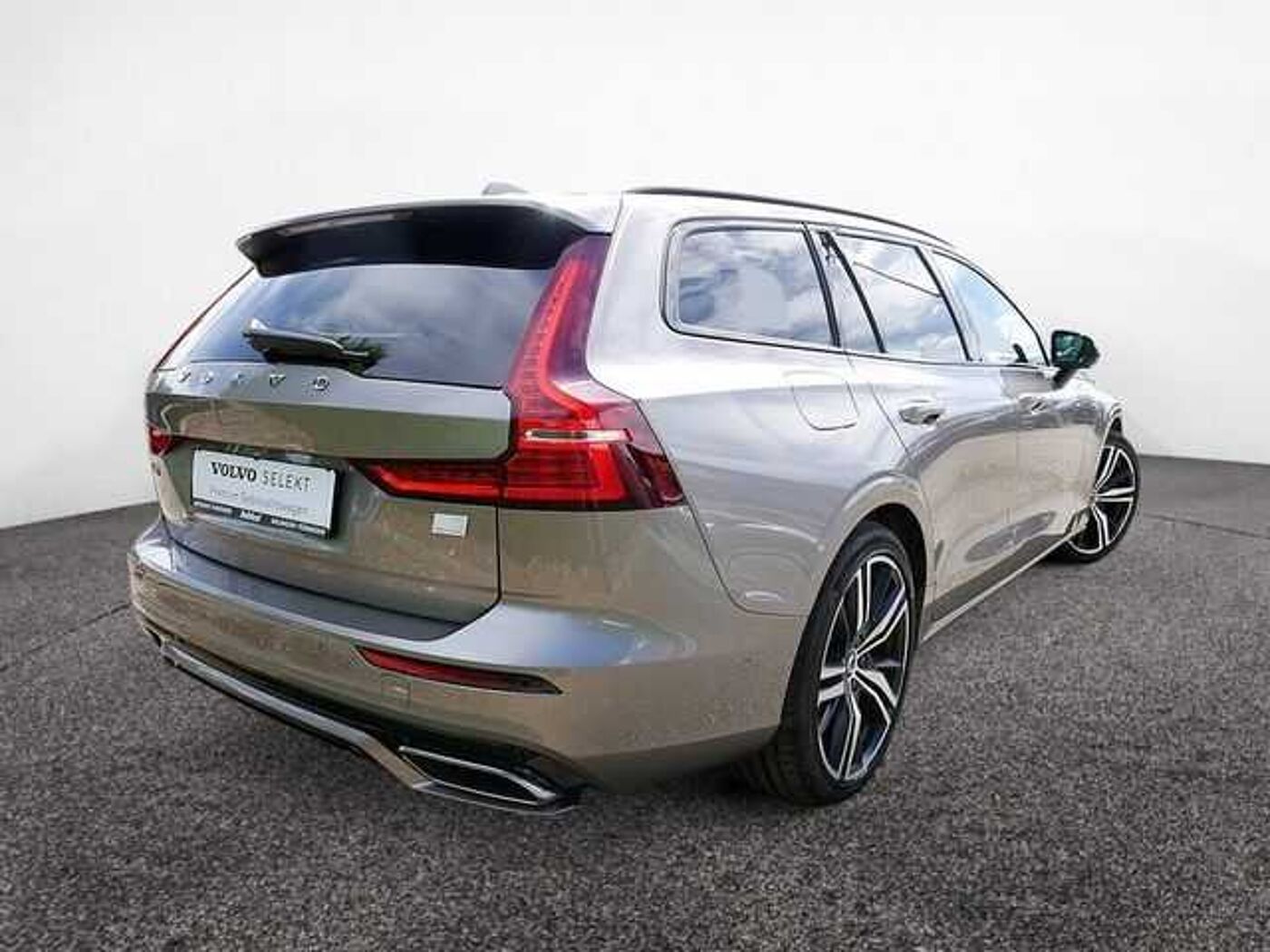 Volvo  T8 AWD Twin Engine R-Design STANDHZ LED 360