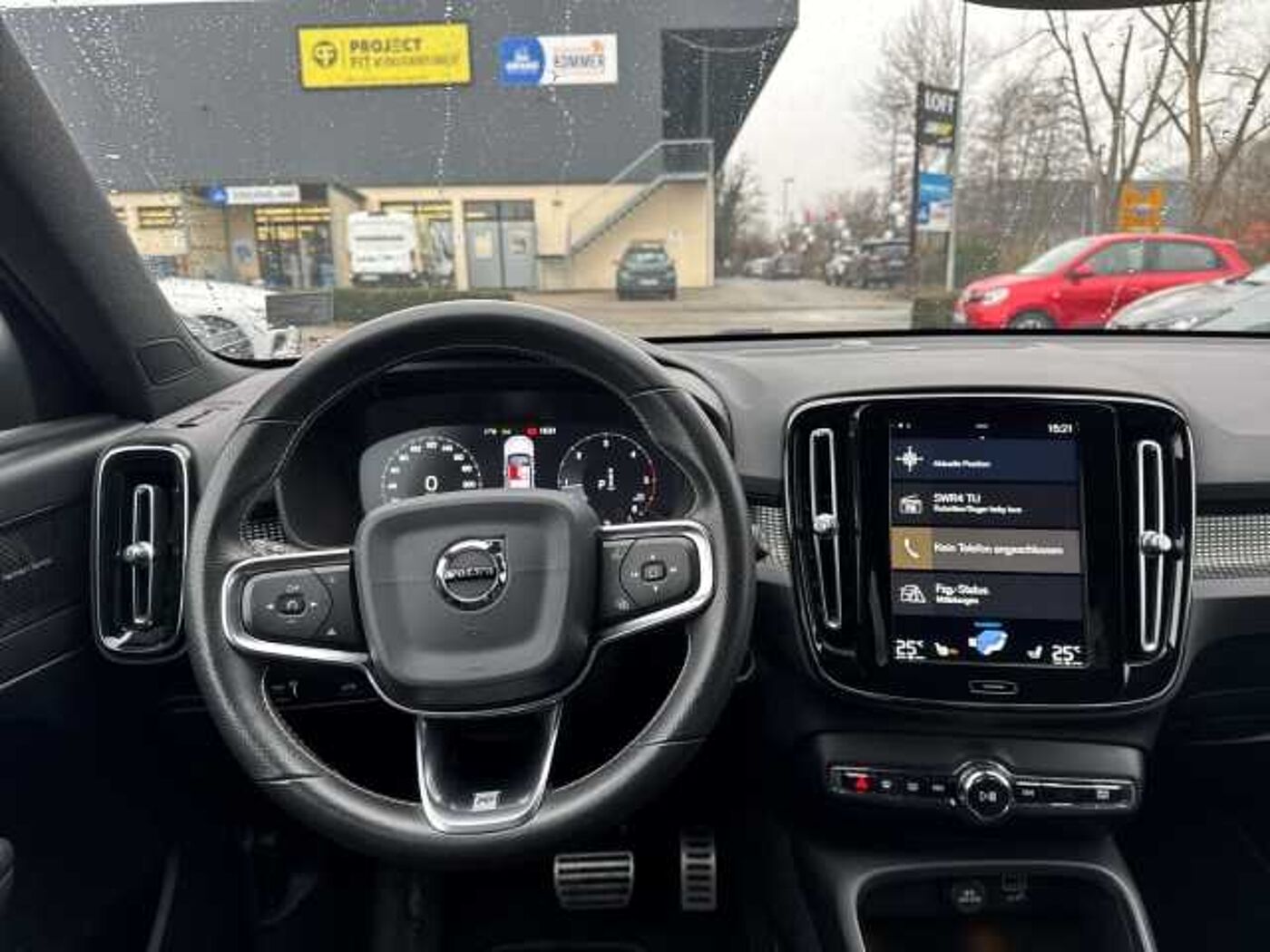 Volvo  D4 AWD R-Design EU6d-T *Kamera*SHZ* AHK Navi Leder digitales Cockpit Memory Sitz