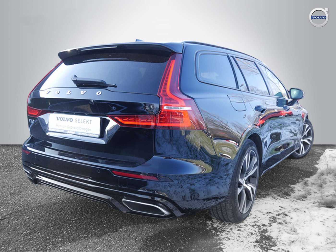 Volvo  T6 R-Design Recharge Plug-In Hybrid AWD