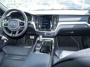 Volvo  T8 AWD Twin Engine R-Design NAVI STANDHZ LED