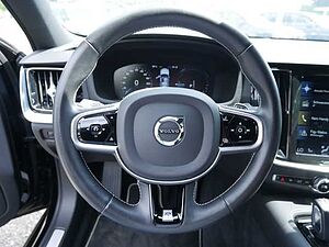 Volvo  T8 AWD Twin Engine R-Design NAVI STANDHZ LED