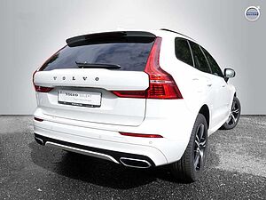 Volvo  T8 Twin Engine AWD R-Design B&W LED PANO