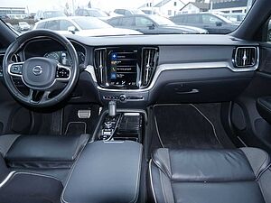 Volvo  Recharge T6 AWD R-Design H/K NAVI AHK LED