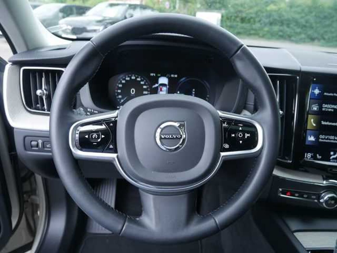 Volvo  T8 Twin Engine AWD Inscription STANDHZ LED