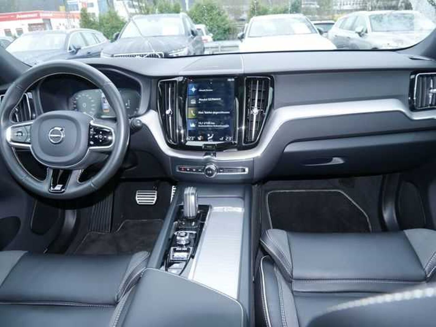 Volvo  T8 Twin Engine R-Design AWD H K NAVI LED