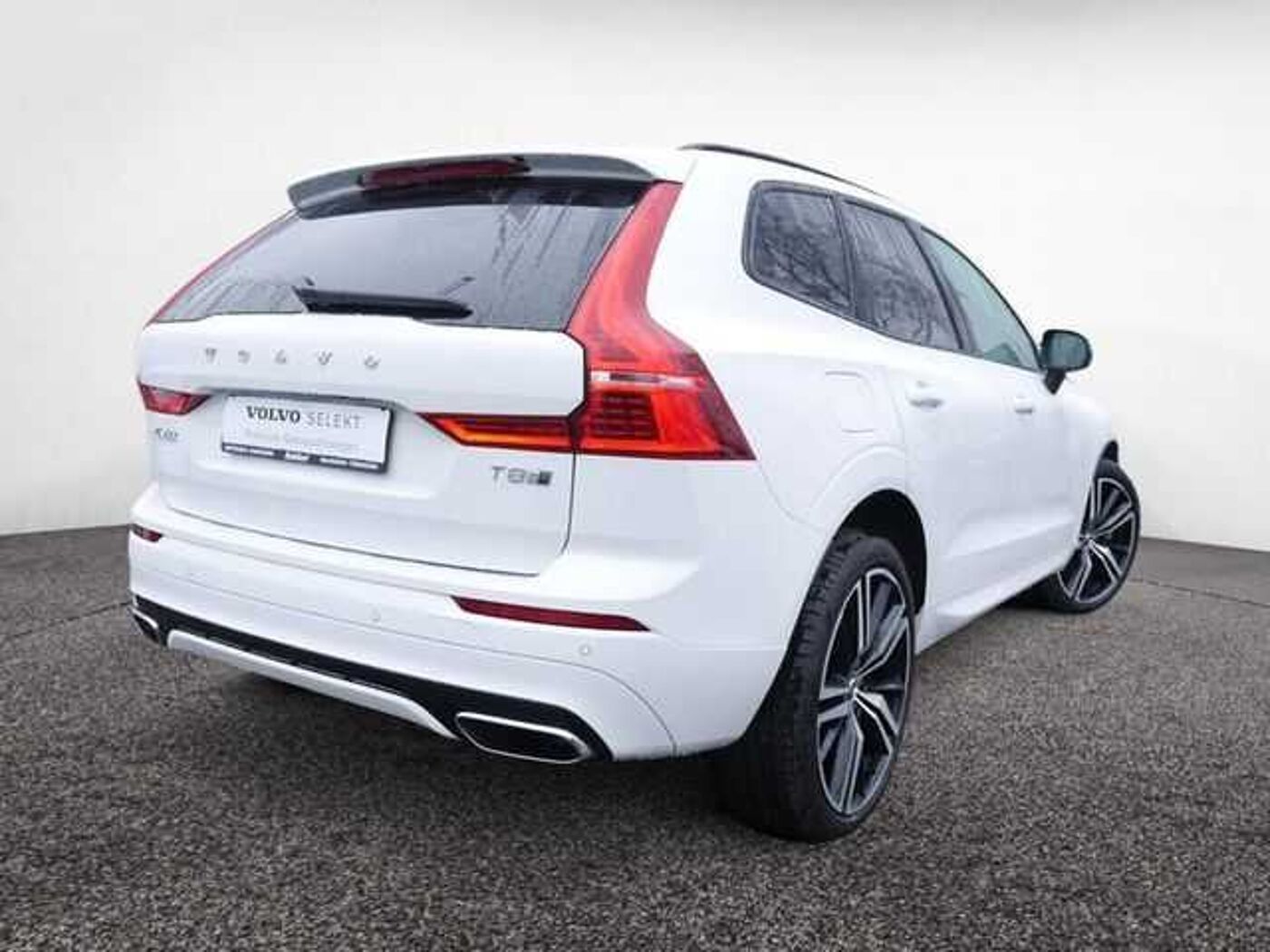 Volvo  T8 Twin Engine R-Design AWD H K NAVI LED