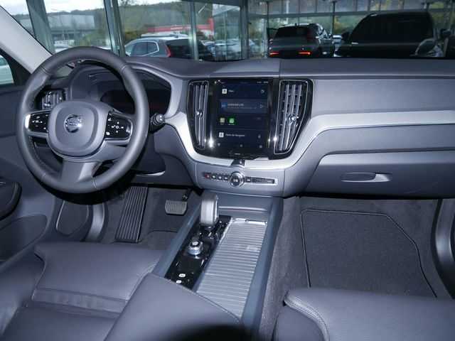 Volvo  B5 AWD Plus Dark PDC SHZ KAMERA NAVI LED