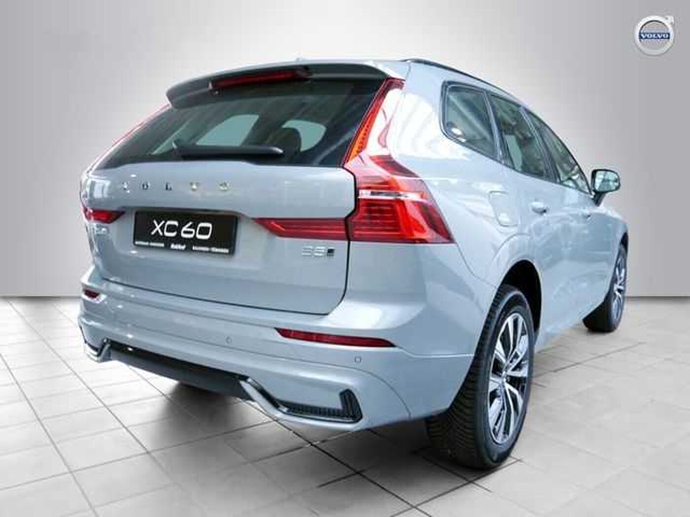 Volvo  B5 AWD Plus Dark PDC SHZ KAMERA NAVI LED