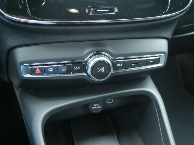 Volvo  RWD