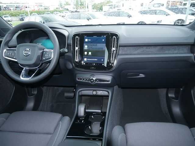 Volvo  RWD
