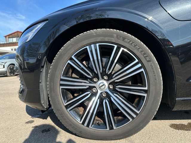 Volvo  T6 Inscription Recharge Plug-In Hybrid AWD
