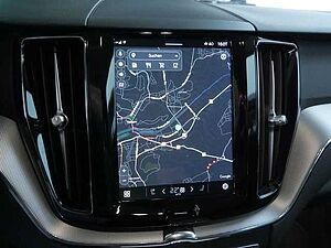Volvo  B5 AWD Plus Dark PDC SHZ KAMERA NAVI LED