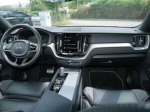 Volvo  T6 Twin Engine AWD R-Design NAVI LED 360