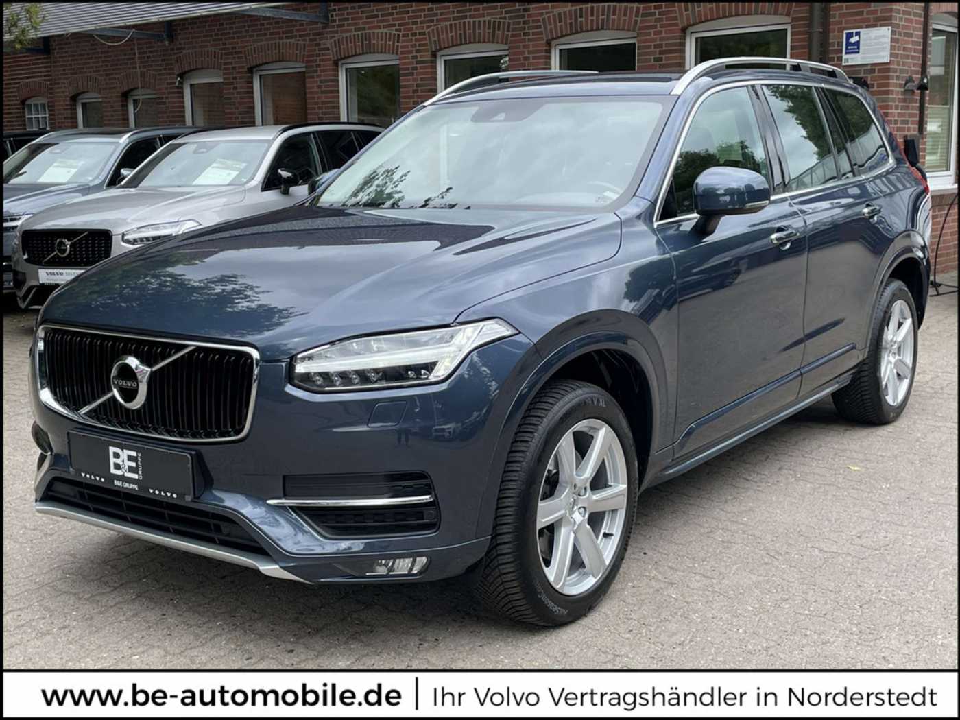 Volvo  D5 AWD Momentum SEHR GEPFLEGT | LICHT-PAKET | KAME