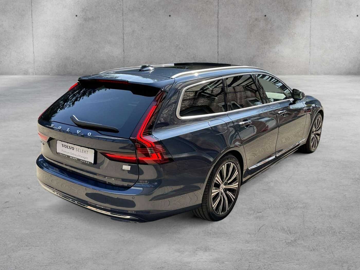 Volvo  T8 Ultimate Bright Recharge Plug-In Hybrid *Long R