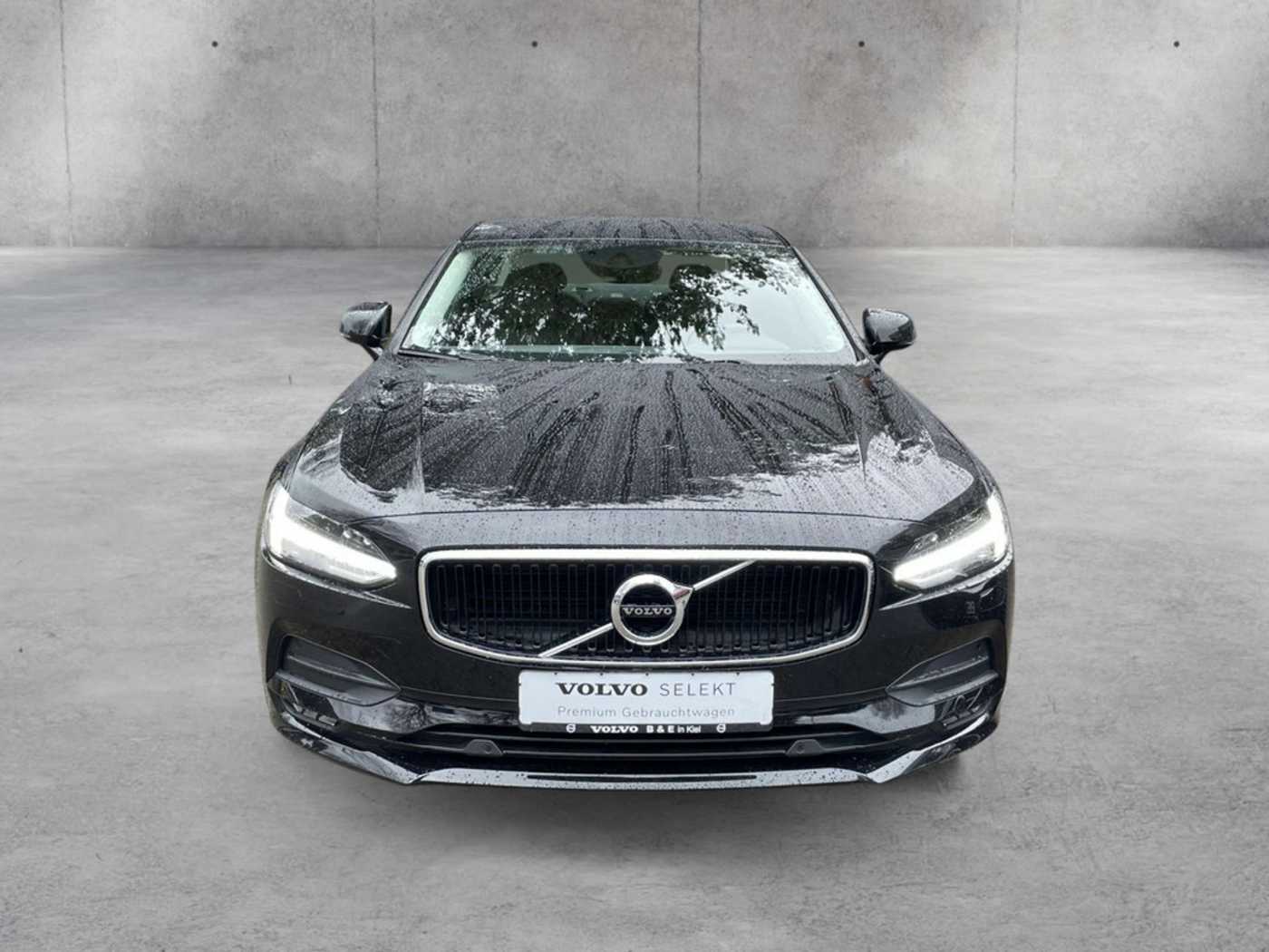 Volvo  D4 Geartronic Momentum KAMERA NAVI LED