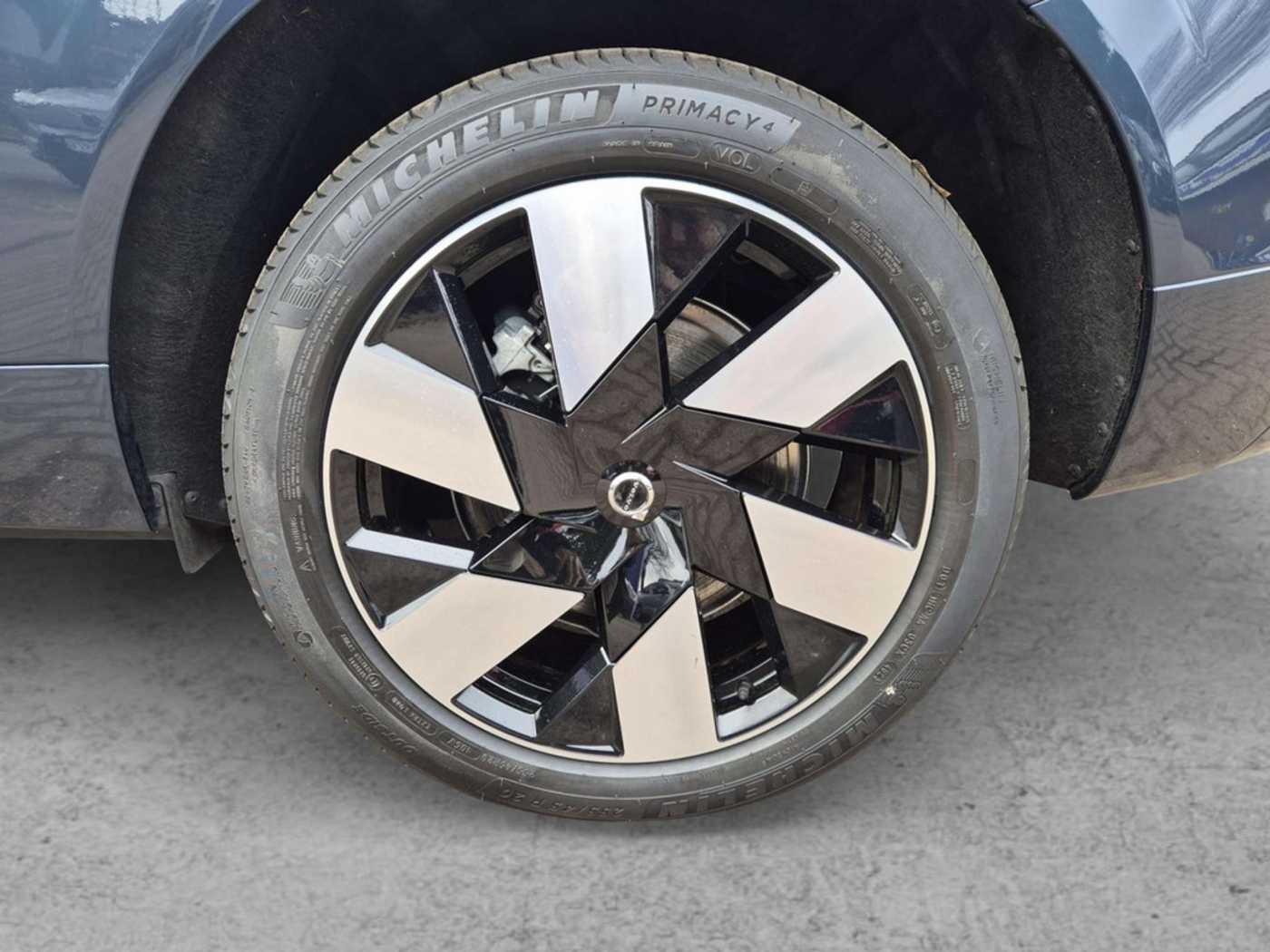 Volvo  T8 Recharge Plus Bright Plug-In Hybrid AWD