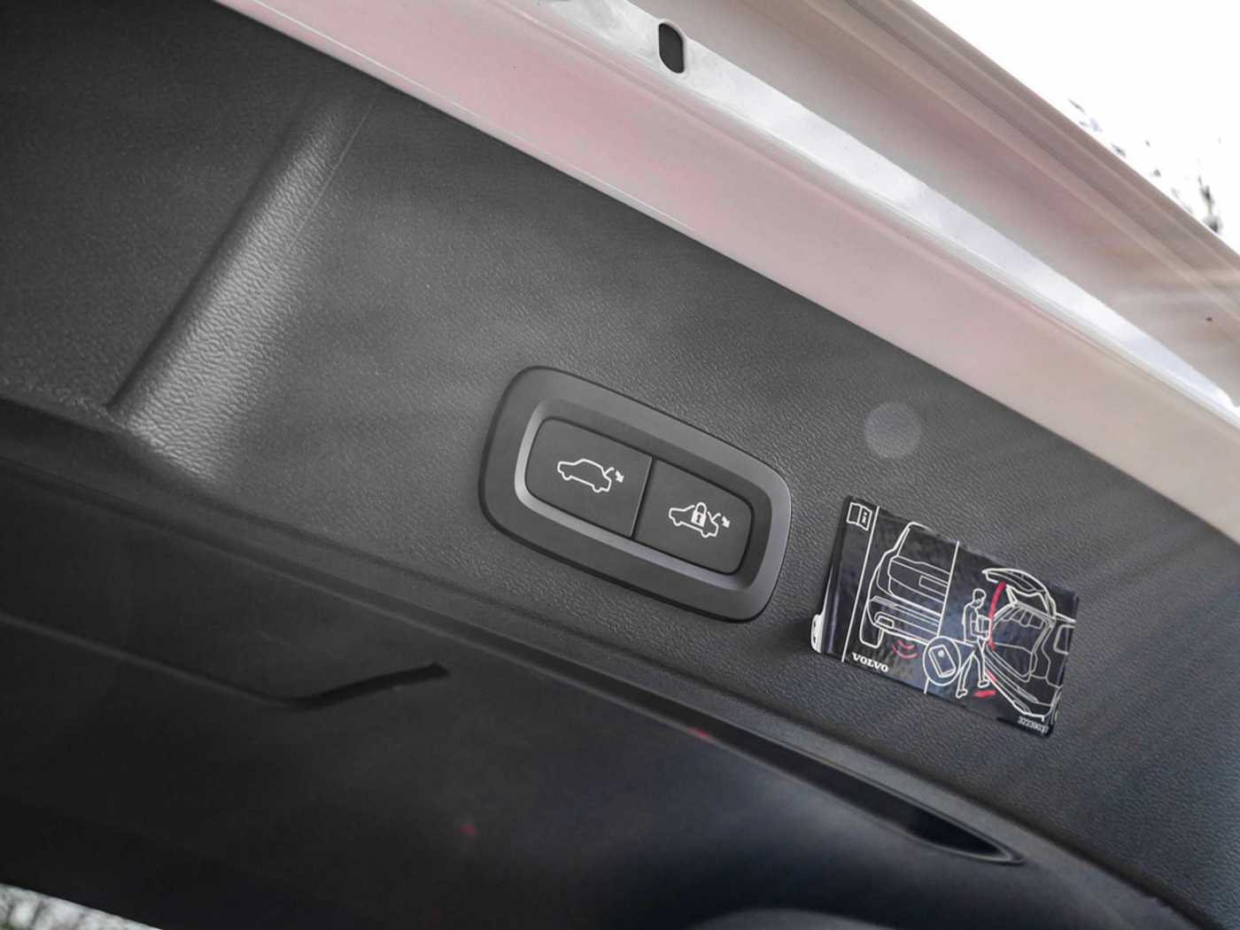 Volvo  T4 Inscription Expression Recharge Plug-In Hybrid